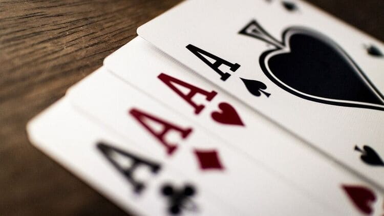 How Many Decks in Blackjack Are There?